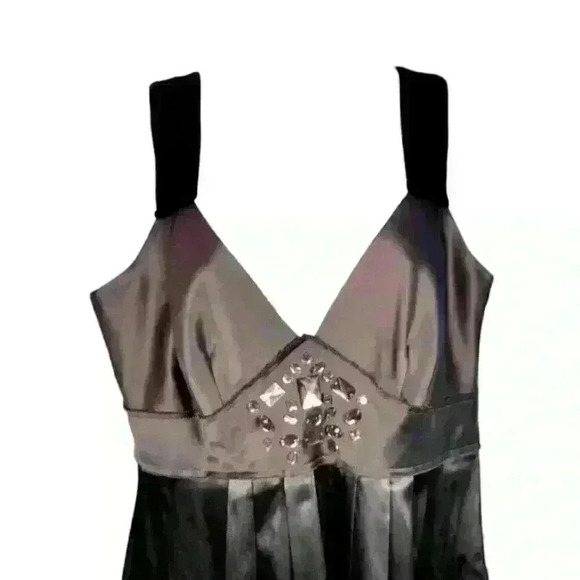 SIMPLY VERA Woman's GUNSMOKE GREY Fitted Side Zip Shimmery STRETCH size 10 - Picture 4 of 8